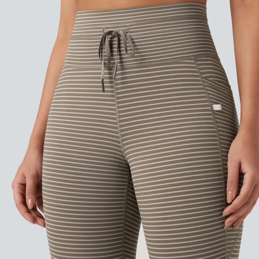 NWT HALARA Women's highwaisted Drawstring Yoga Leggings with Pockets